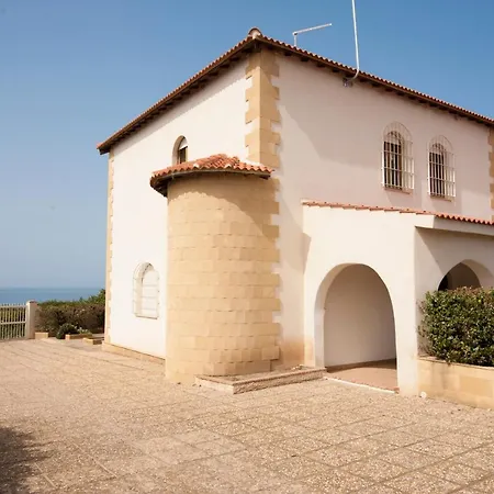 Horus San Giovanni Sinis - Sul Mare Con Grande Giardino Privato Apartamento *