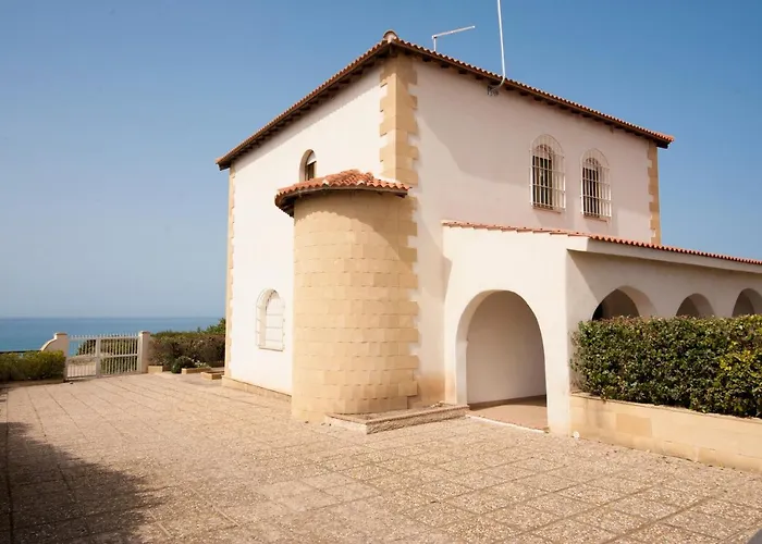 Horus San Giovanni Sinis - Sul Mare Con Grande Giardino Privato 公寓 *